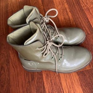 North face lace up patent green boots